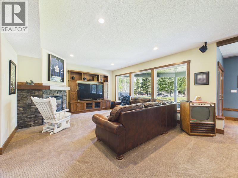 108 River Drive, Cranbrook, British Columbia  V1C 0C6 - Photo 49 - 10382197
