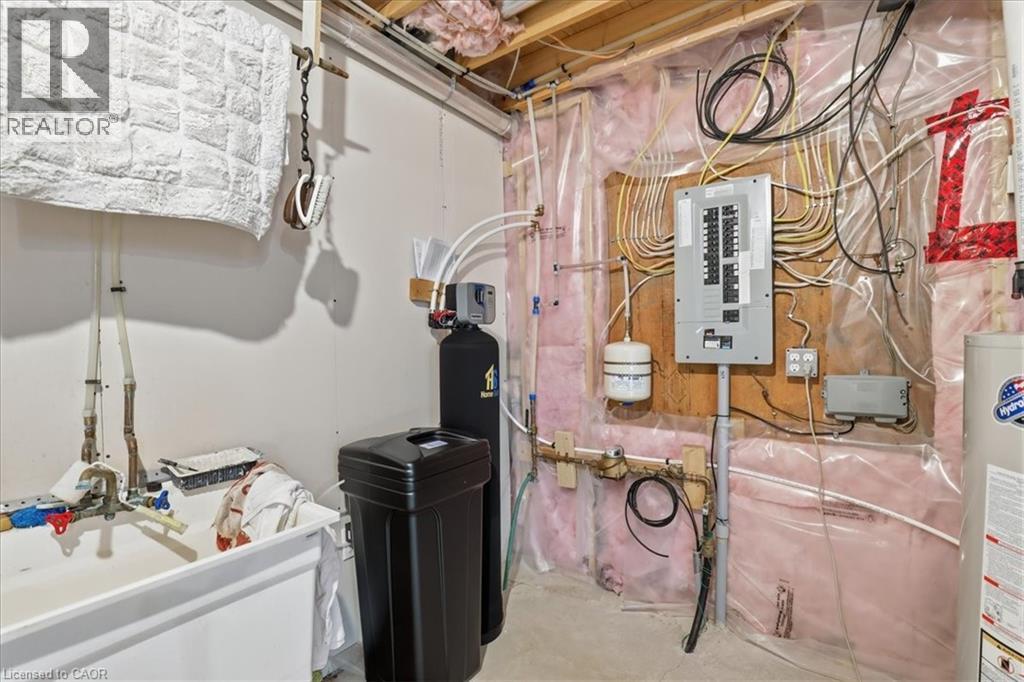 324 Maverick Street, Waterloo, Ontario  N2K 0A4 - Photo 38 - 40813054