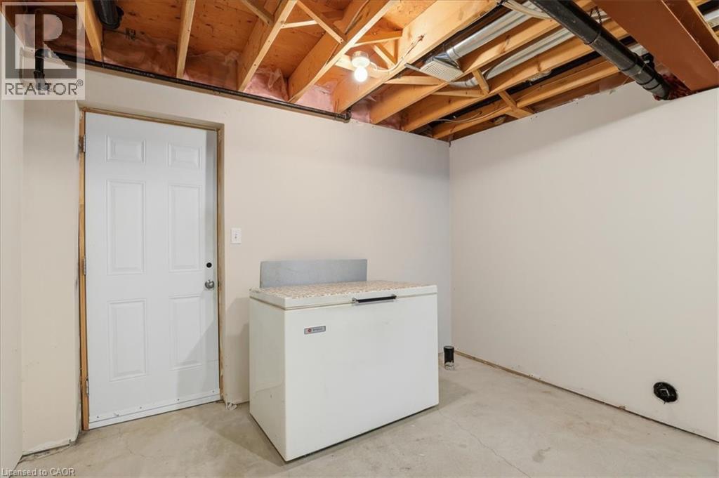 324 Maverick Street, Waterloo, Ontario  N2K 0A4 - Photo 36 - 40813054