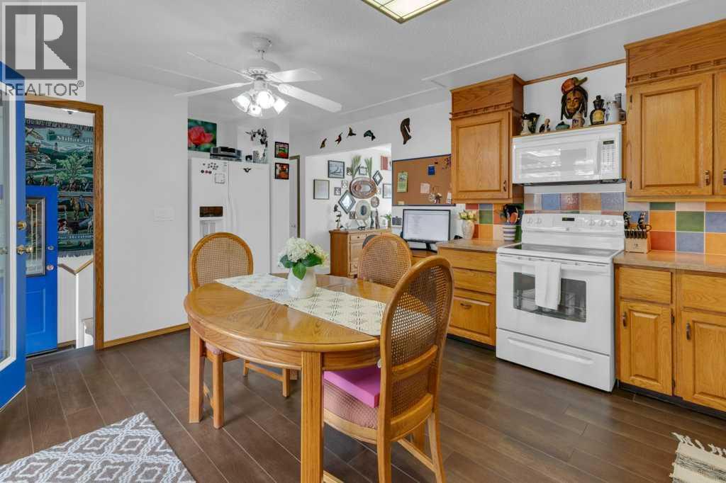 7304 35 Avenue NW, Calgary, Alberta  T3B 1T3 - Photo 17 - A2300502