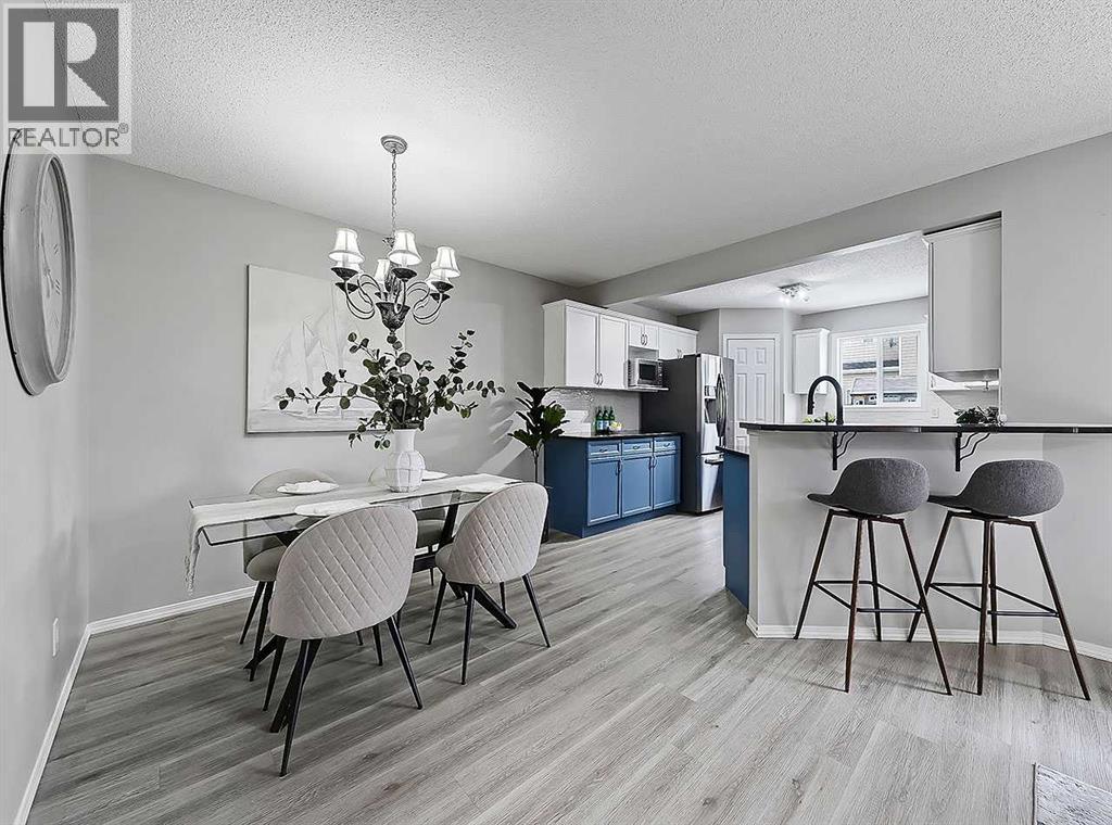 9 Royal Elm Mews NW, Calgary, Alberta  T3G 5P6 - Photo 11 - A2300636