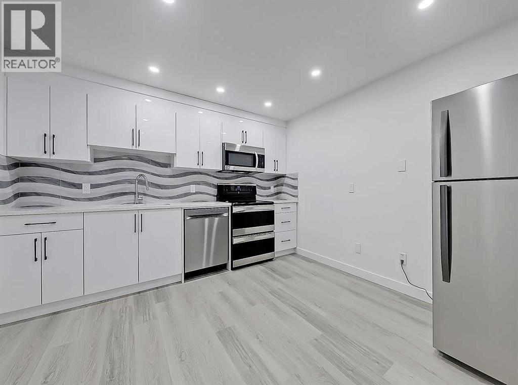 9 Royal Elm Mews NW, Calgary, Alberta  T3G 5P6 - Photo 36 - A2300636