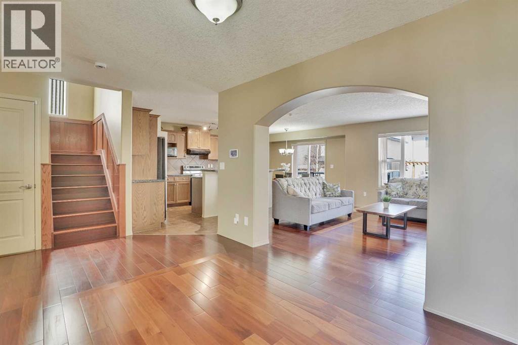 10 Bridlerange Circle Sw, Calgary, Alberta  T2Y 5H4 - Photo 5 - A2300753