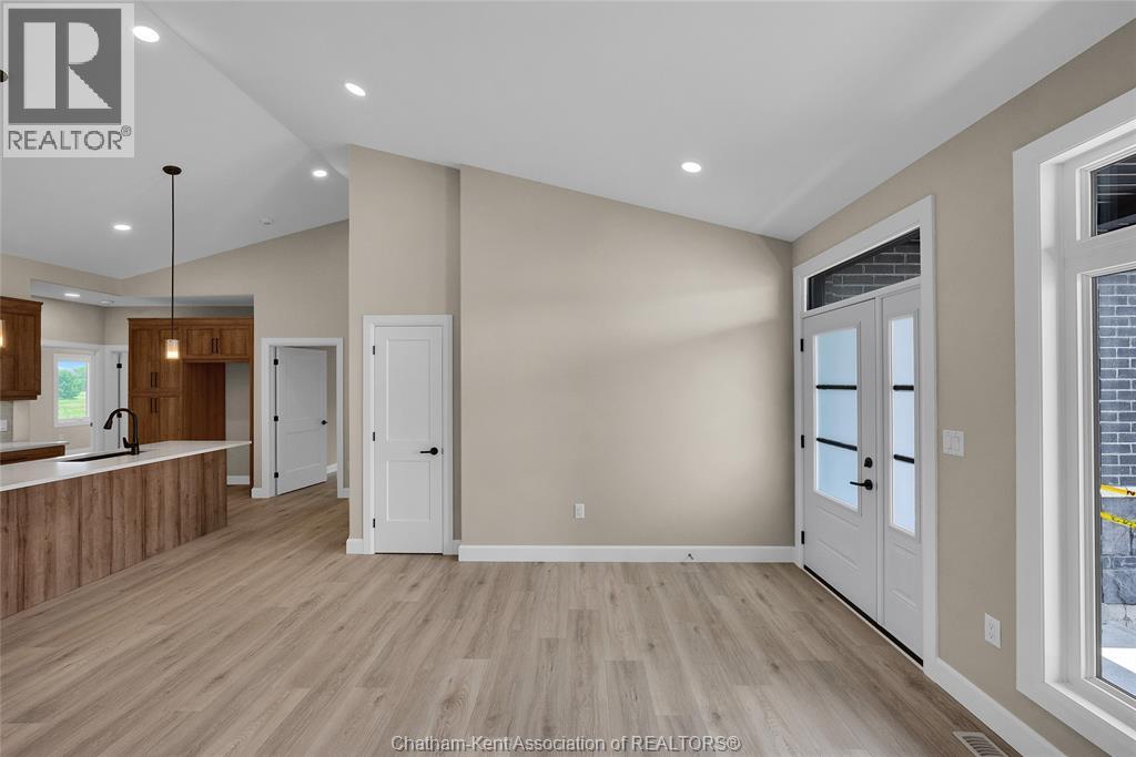 575 Keil Trail North, Chatham, Ontario  N7L 0G8 - Photo 4 - 26007802