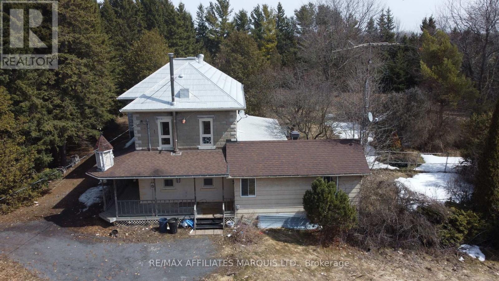 17002 Norman Drive, North Stormont, Ontario  K0C 1W0 - Photo 2 - X12984360