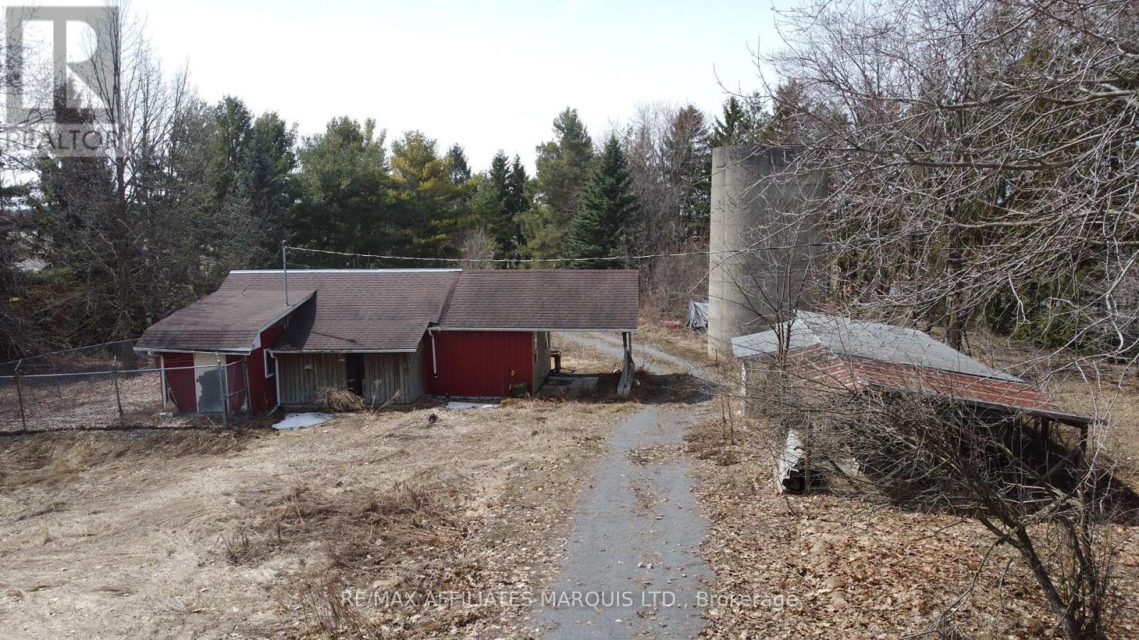 17002 Norman Drive, North Stormont, Ontario  K0C 1W0 - Photo 6 - X12984360