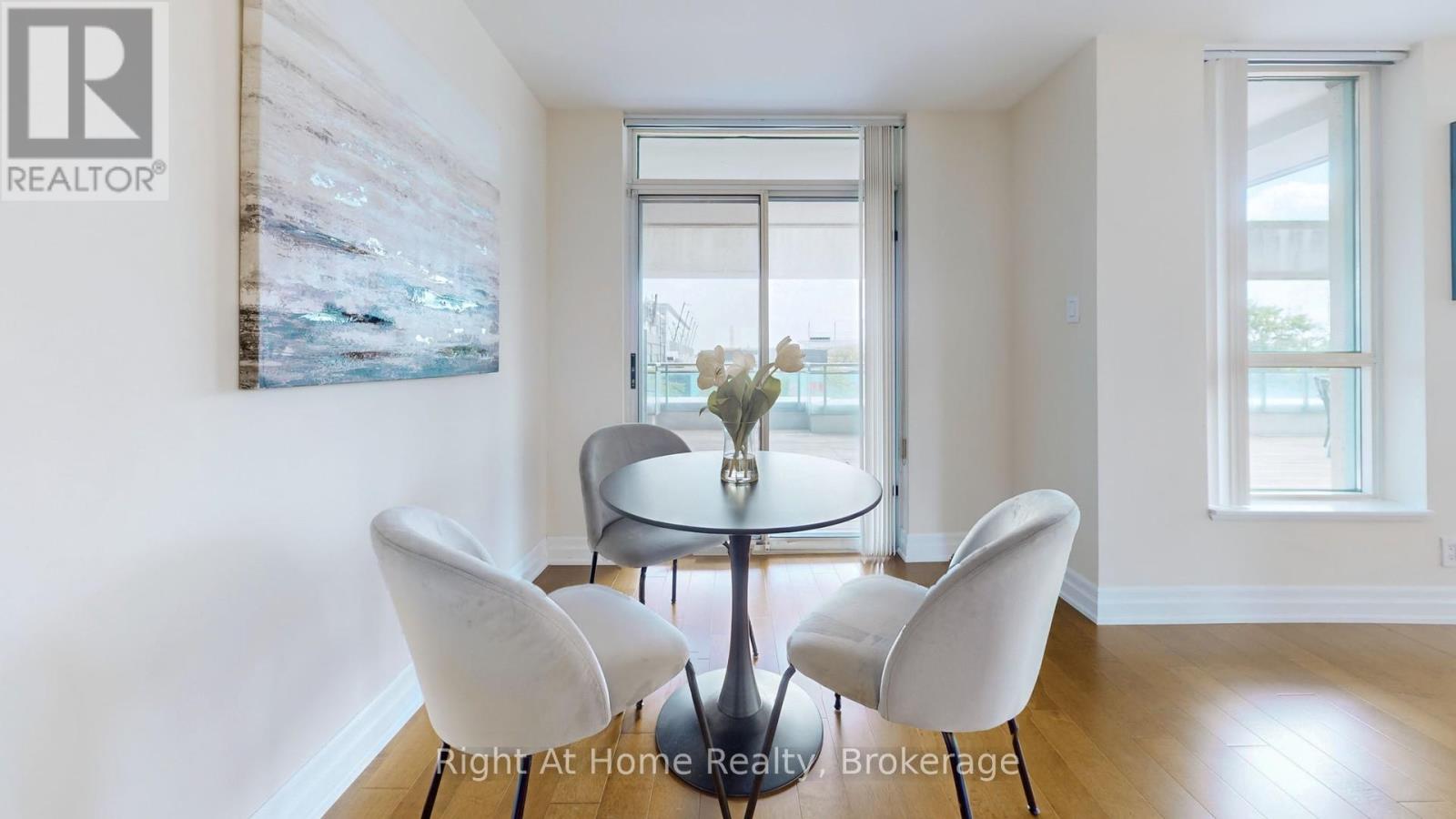 209 - 228 Queens Quay W, Toronto, Ontario  M5J 2X1 - Photo 13 - C12984440