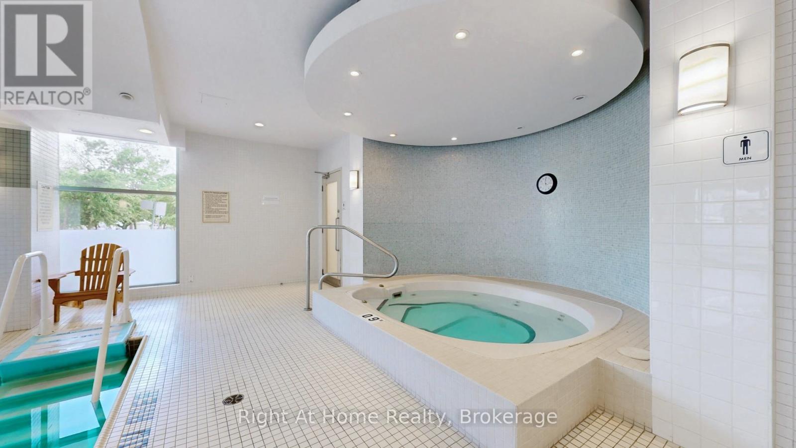 209 - 228 Queens Quay W, Toronto, Ontario  M5J 2X1 - Photo 39 - C12984440