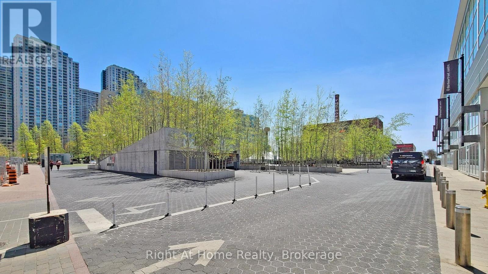 209 - 228 Queens Quay W, Toronto, Ontario  M5J 2X1 - Photo 41 - C12984440