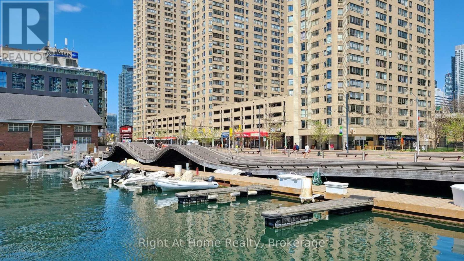 209 - 228 Queens Quay W, Toronto, Ontario  M5J 2X1 - Photo 44 - C12984440