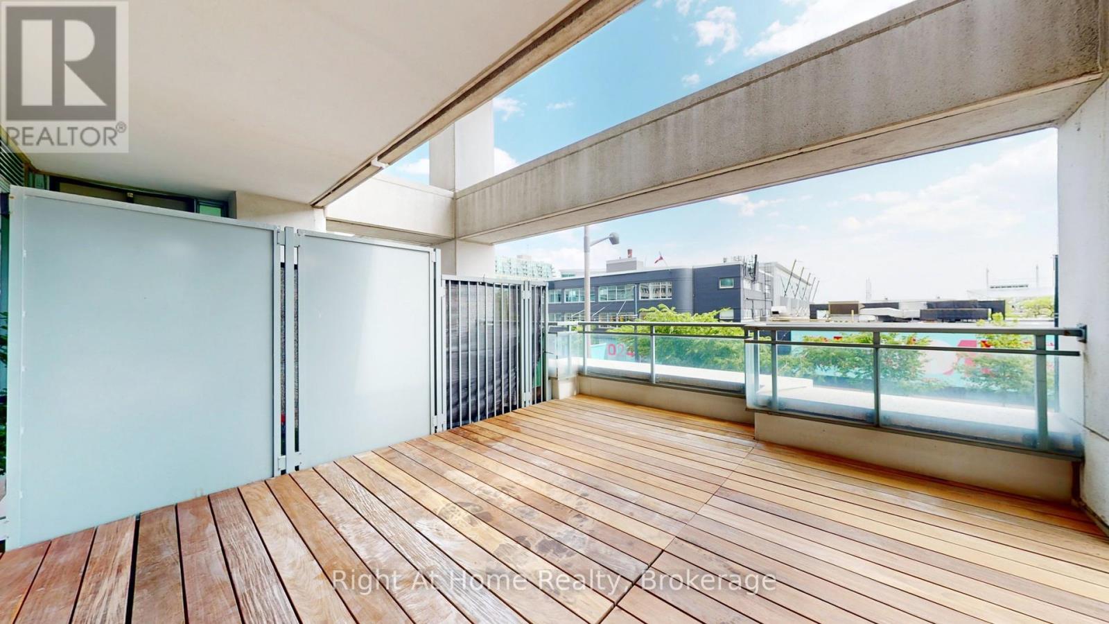 209 - 228 Queens Quay W, Toronto, Ontario  M5J 2X1 - Photo 7 - C12984440