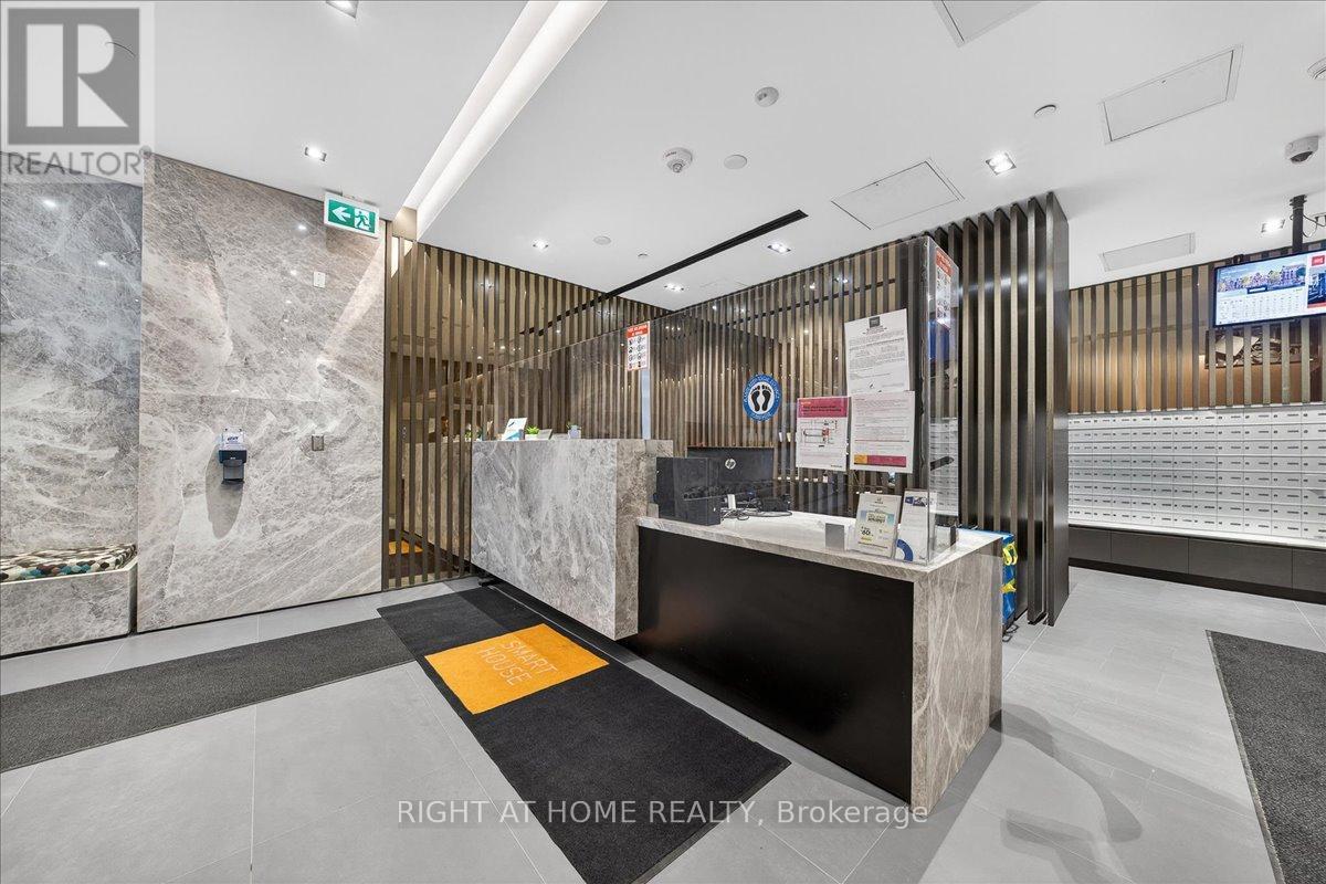 1907 - 215 Queen Street W, Toronto, Ontario  M5A 1S2 - Photo 3 - C12818736