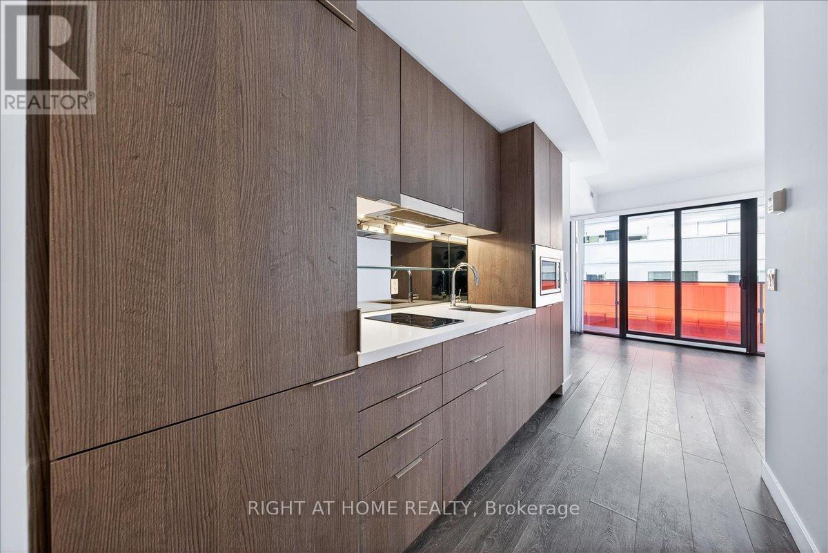 1907 - 215 Queen Street W, Toronto, Ontario  M5A 1S2 - Photo 8 - C12818736