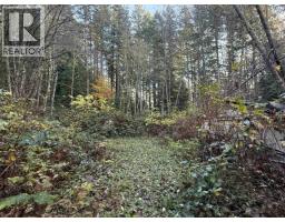 1594 CEMETERY ROAD, Gibsons, British Columbia