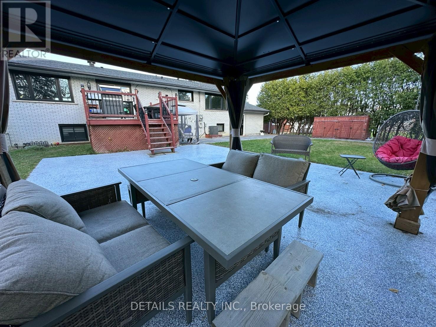 7 Kerry Crescent, Ottawa, Ontario  K2E 5V7 - Photo 44 - X12980874