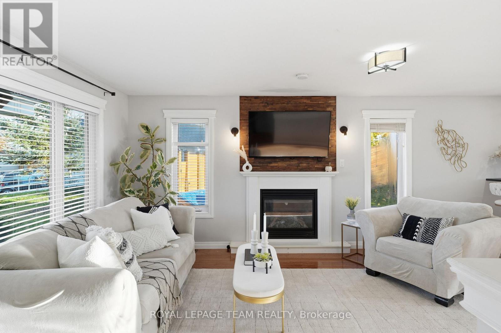 116 Mclachlin Street S, Arnprior, Ontario  K7S 3Y5 - Photo 8 - X12984302