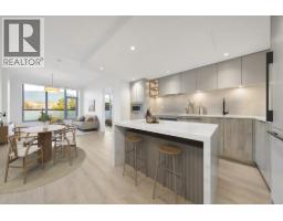 307 755 HARBOURSIDE DRIVE, West Vancouver, British Columbia
