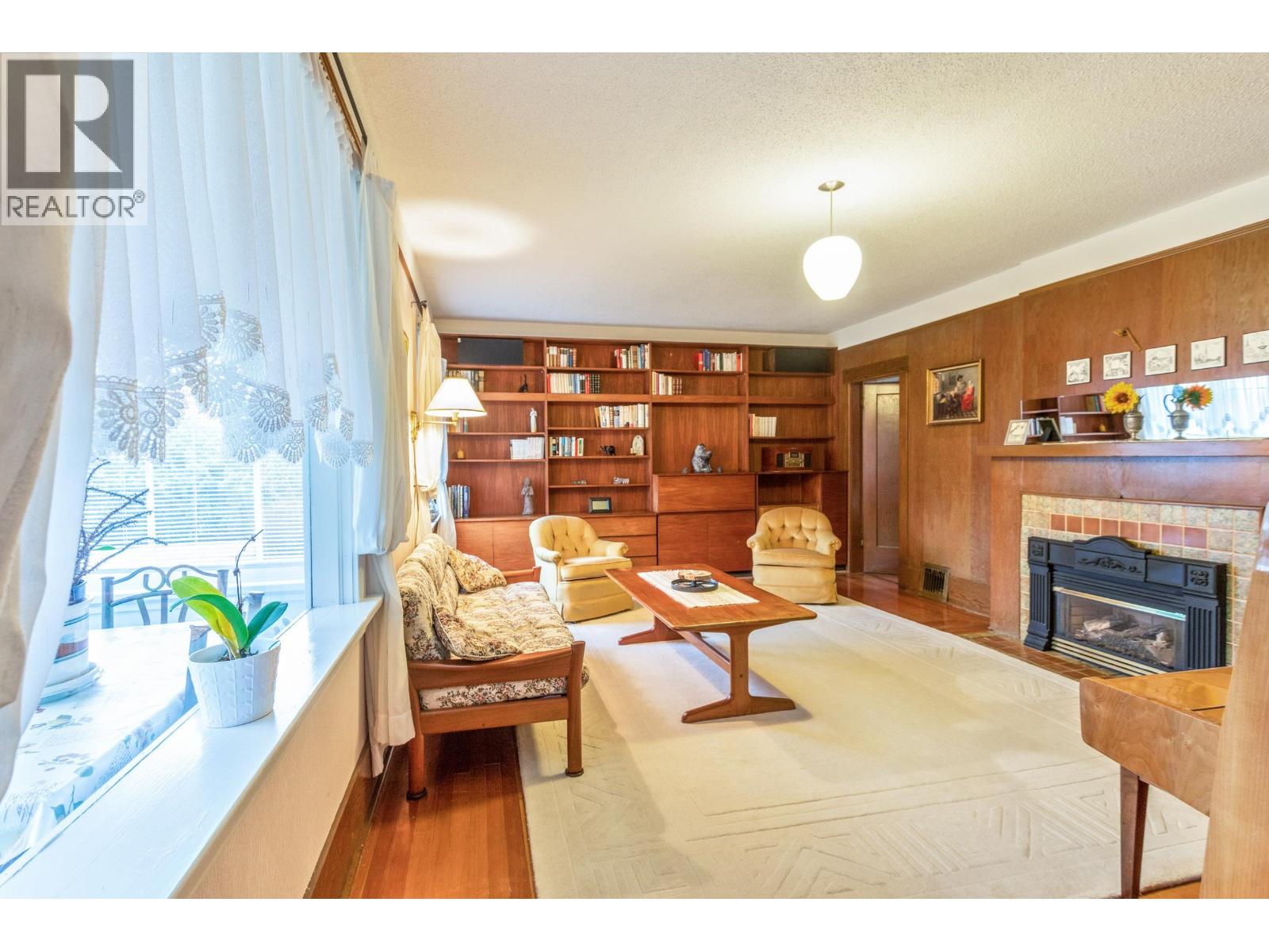 25117 Dewdney Trunk Road, Maple Ridge, British Columbia  V4R 1X6 - Photo 11 - R3109868