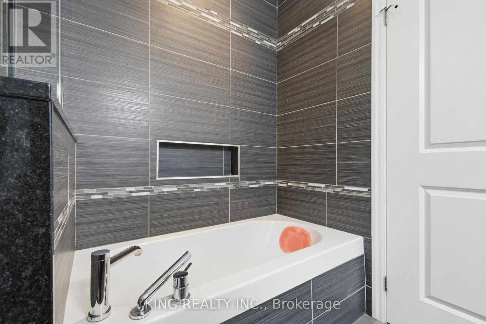 914 Ellrose Avenue, Windsor, Ontario  N8Y 3W9 - Photo 28 - X12983384