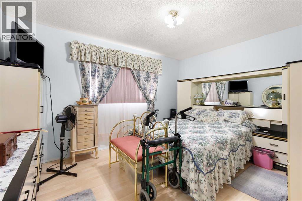 504 Sissons Crescent SE, Medicine Hat, Alberta  T1B 2J9 - Photo 18 - A2300039