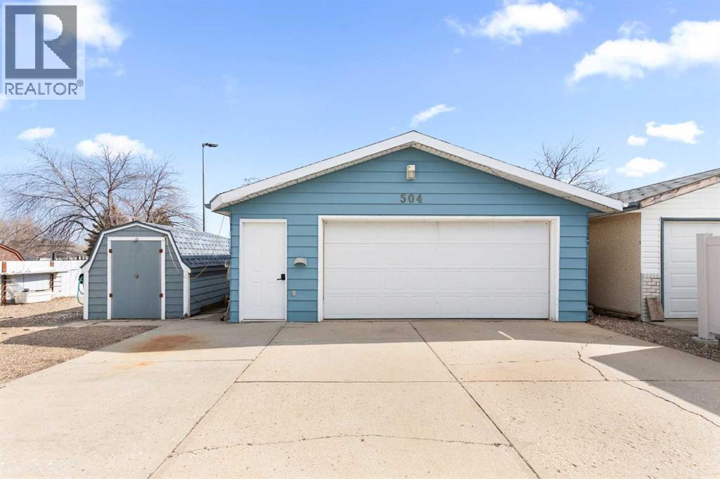 504 Sissons Crescent SE, Medicine Hat, Alberta  T1B 2J9 - Photo 35 - A2300039