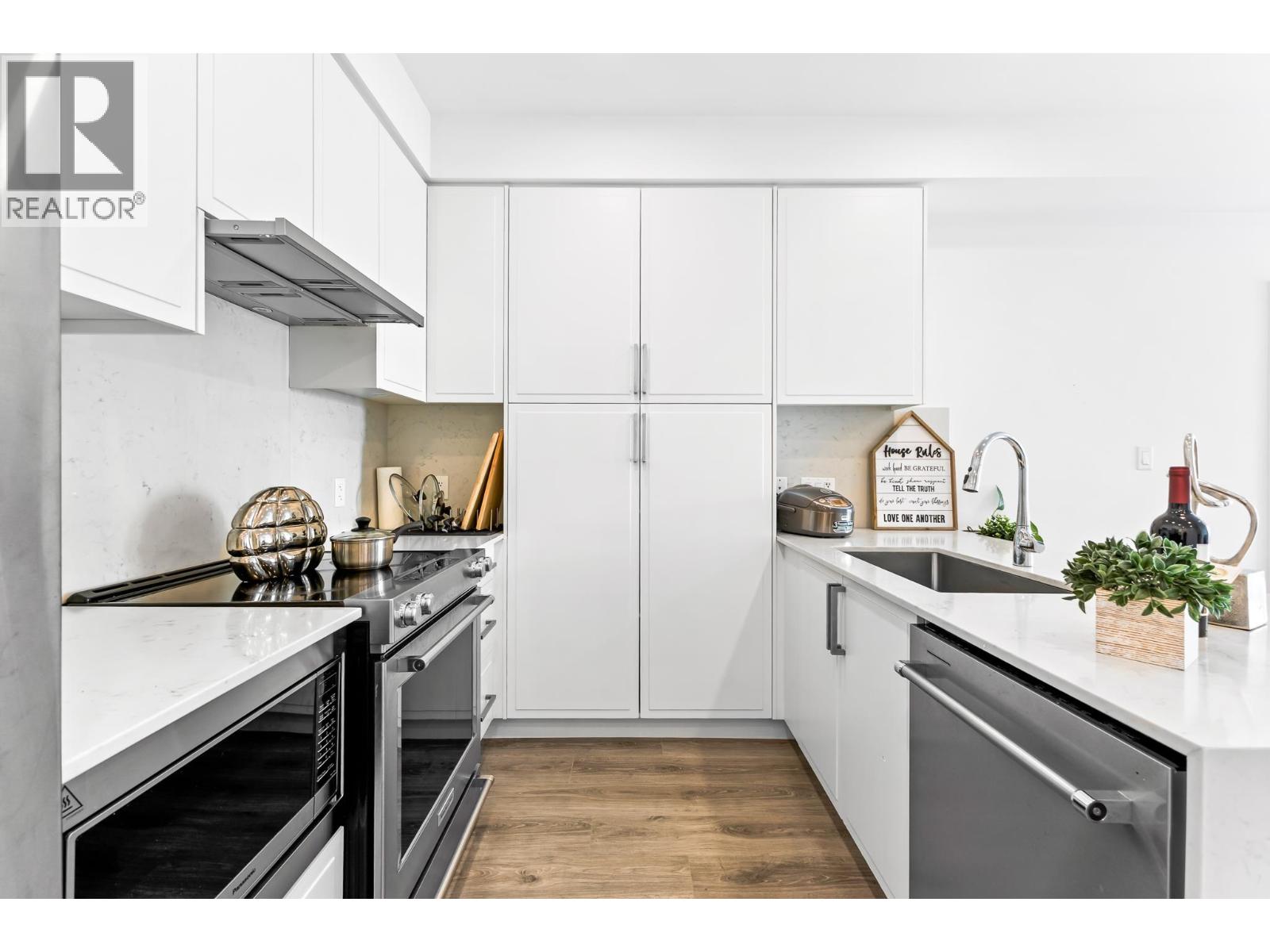 505 700 Clarke Road, Coquitlam, British Columbia  V3J 0K5 - Photo 6 - R3108891