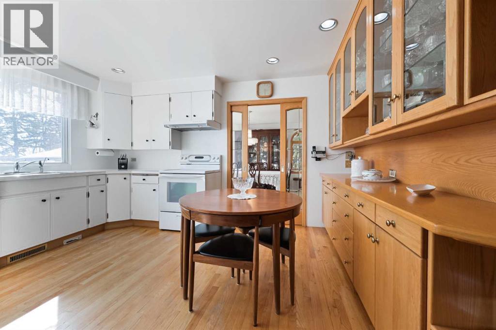 3127 Underhill Drive NW, Calgary, Alberta  T2N 4E4 - Photo 10 - A2295556