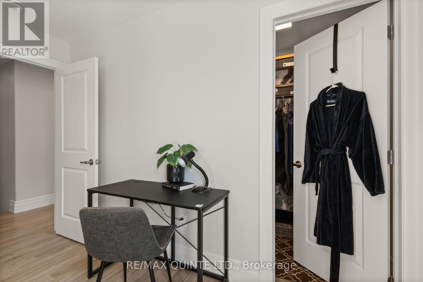 40 Allen Street, Prince Edward County, Ontario  K0K 2T0 - Photo 38 - X12984374