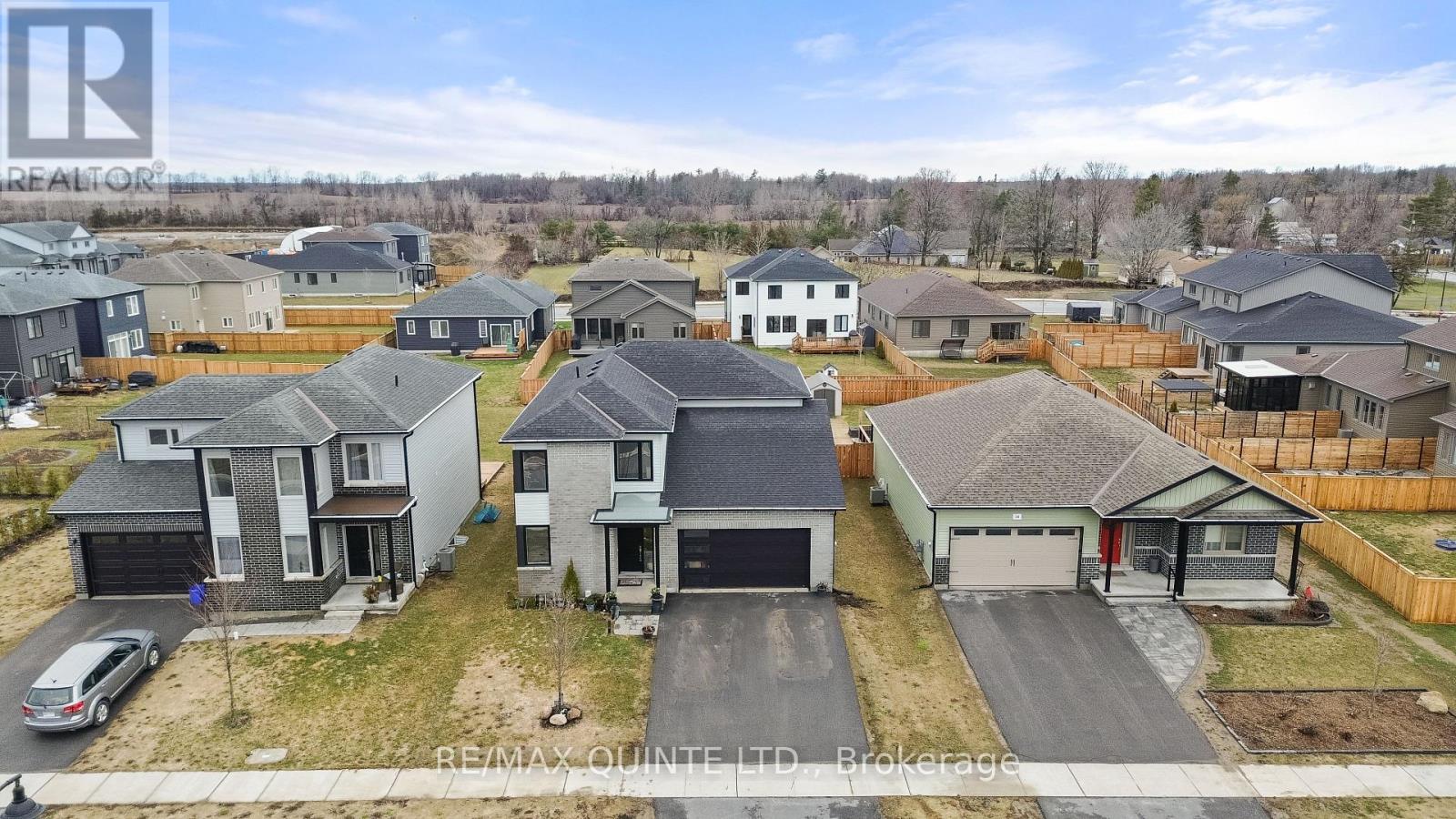 40 Allen Street, Prince Edward County, Ontario  K0K 2T0 - Photo 4 - X12984374