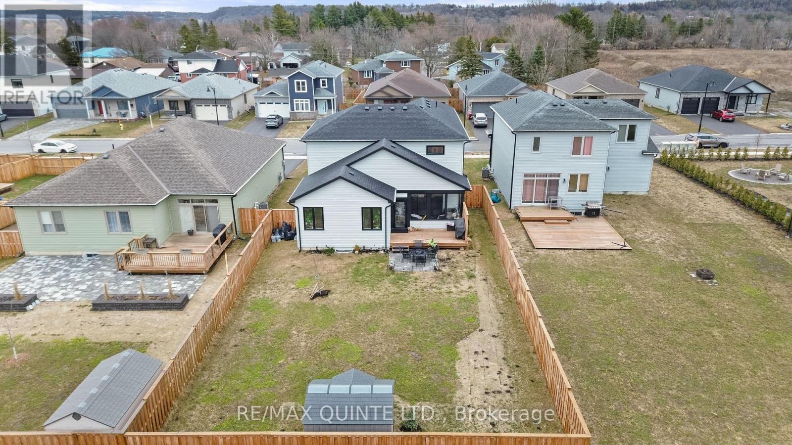 40 Allen Street, Prince Edward County, Ontario  K0K 2T0 - Photo 6 - X12984374