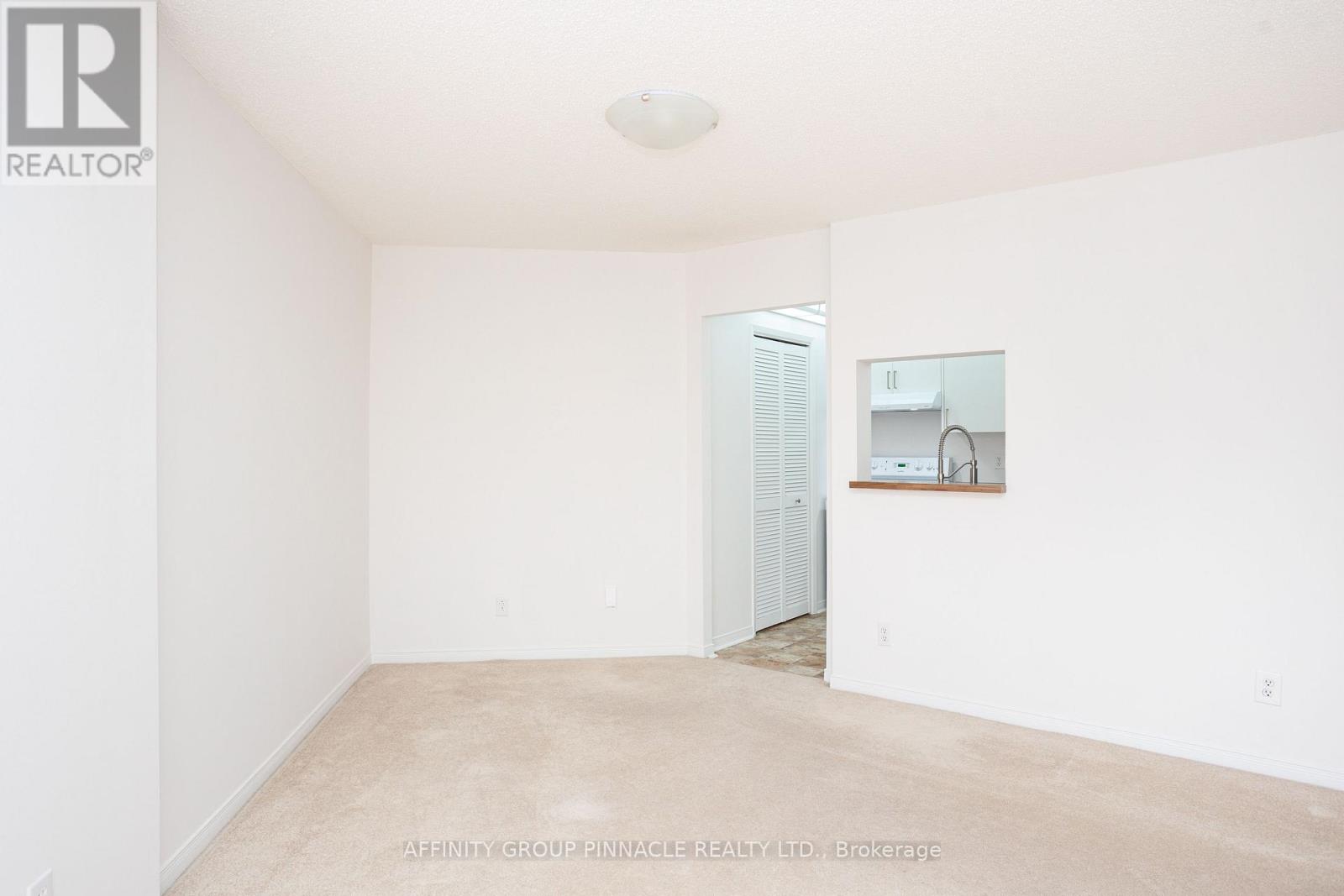 203 - 4 Heritage Way, Kawartha Lakes, Ontario K9V 5Z2 - Photo 15 - X12984466