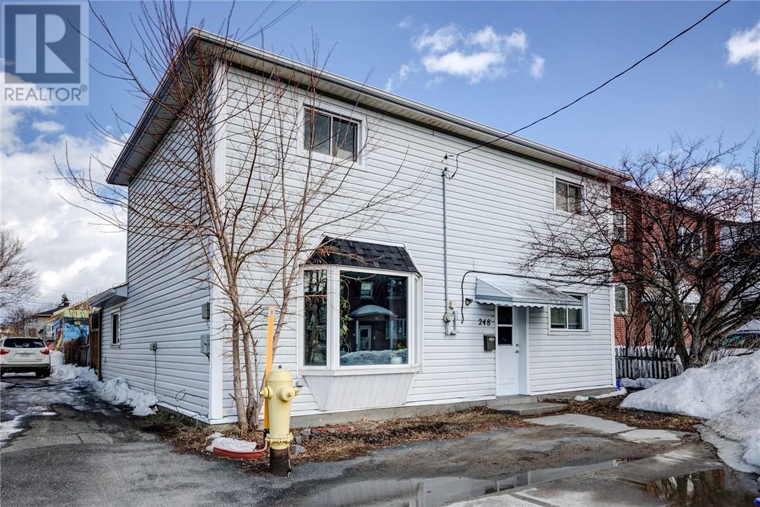 248 Dell, Greater Sudbury, Ontario  P3C 2Y6 - Photo 1 - 2127075