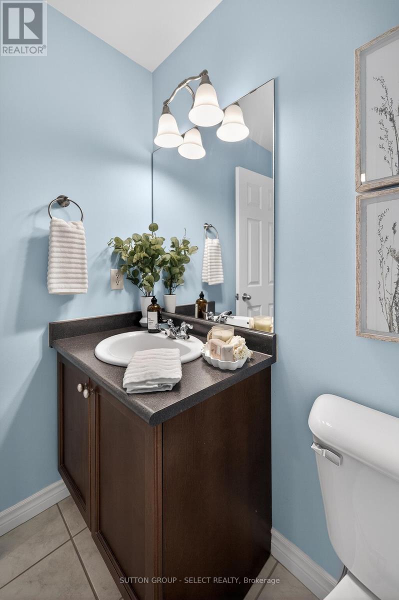 1489 Mickleborough Drive, London North, Ontario  N6G 5R6 - Photo 12 - X12984368