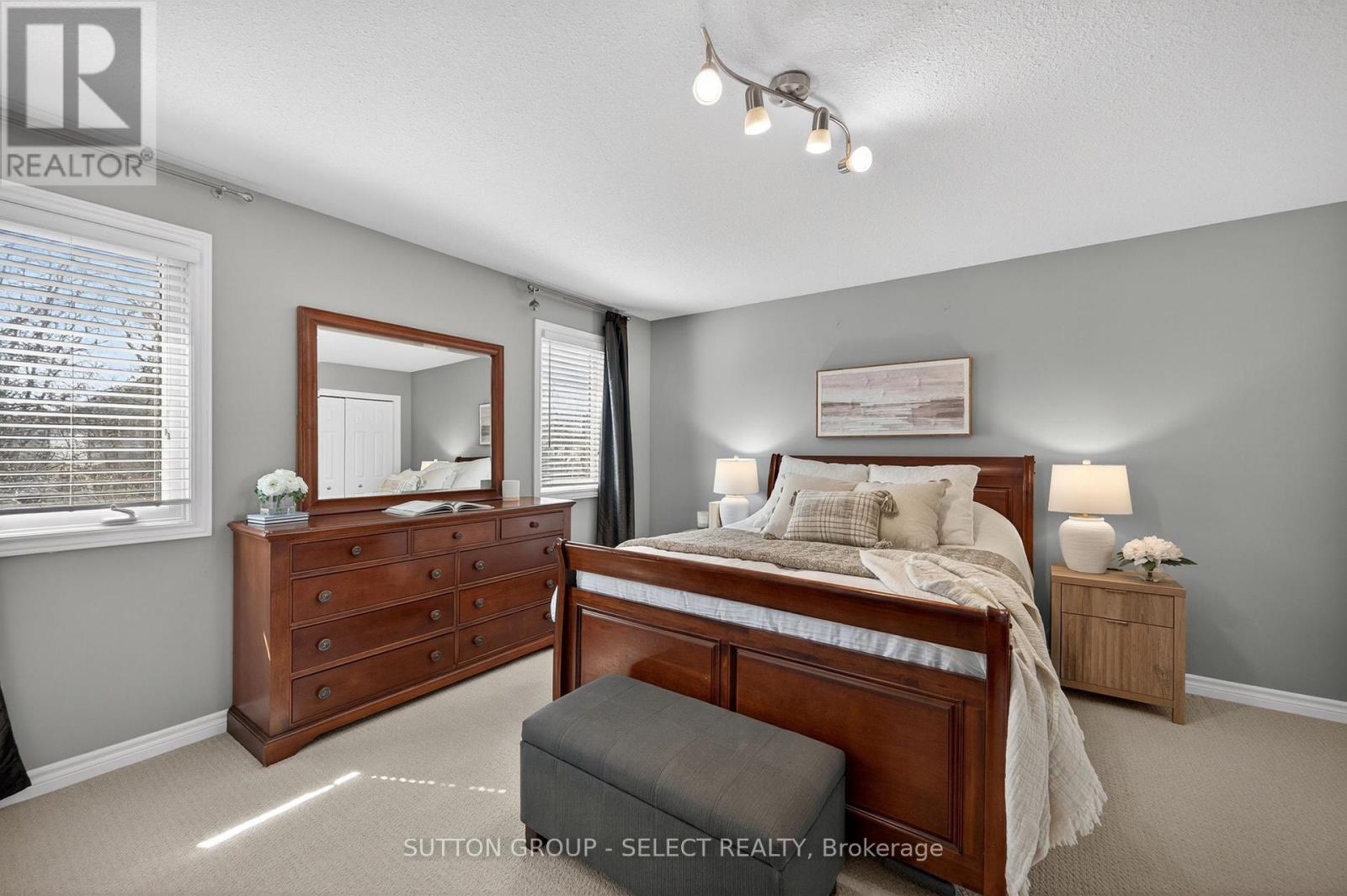 1489 Mickleborough Drive, London North, Ontario  N6G 5R6 - Photo 15 - X12984368