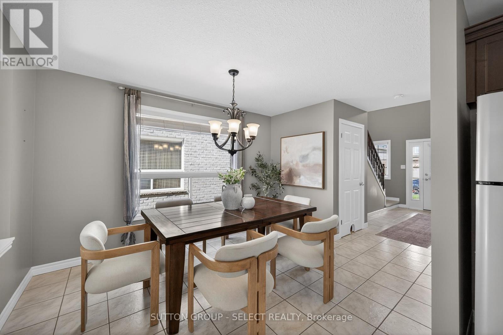 1489 Mickleborough Drive, London North, Ontario  N6G 5R6 - Photo 3 - X12984368