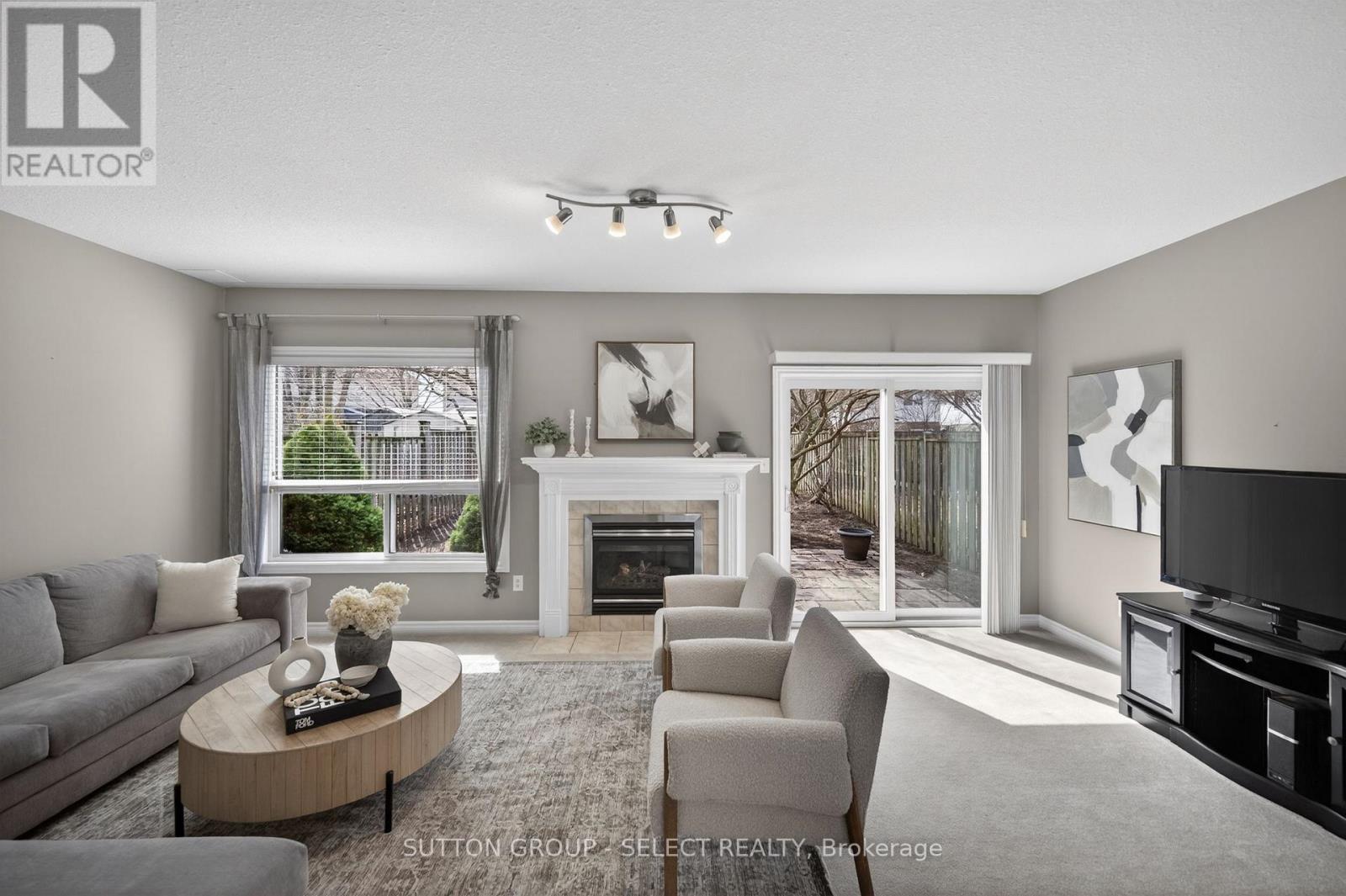 1489 Mickleborough Drive, London North, Ontario  N6G 5R6 - Photo 6 - X12984368