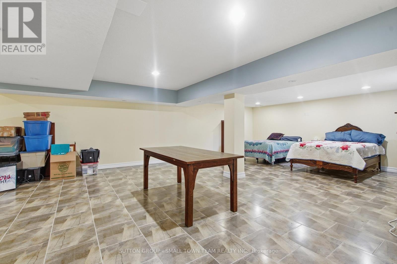 8816 Timberwood Trail, Lambton Shores, Ontario  N0M 1T0 - Photo 30 - X12984432