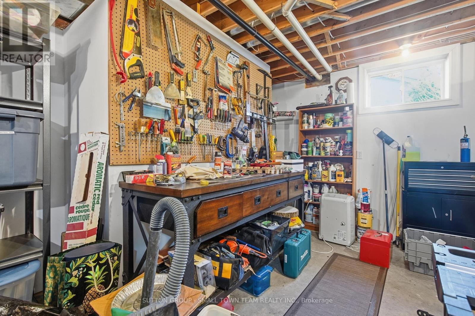 8816 Timberwood Trail, Lambton Shores, Ontario  N0M 1T0 - Photo 39 - X12984432