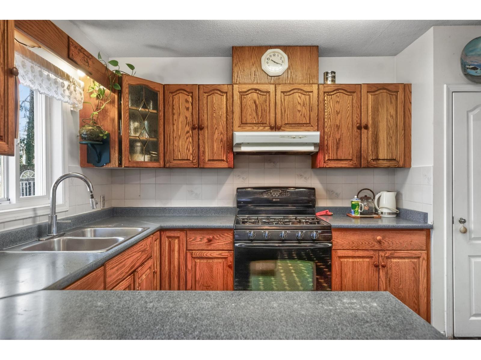 8642 Harvie Road, Surrey, British Columbia  V4N 3G5 - Photo 6 - R3106969