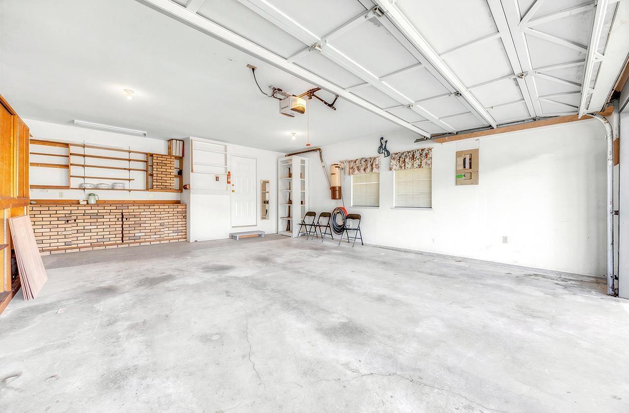 19798 34a Avenue, Langley, British Columbia  V3A 7W6 - Photo 17 - R3109812