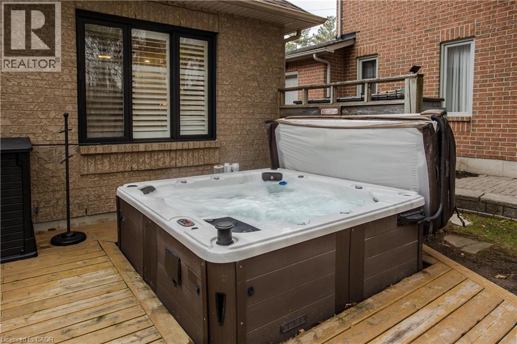 1150 Skyview Drive Unit# 18, Burlington, Ontario  L7P 4X5 - Photo 5 - 40817480