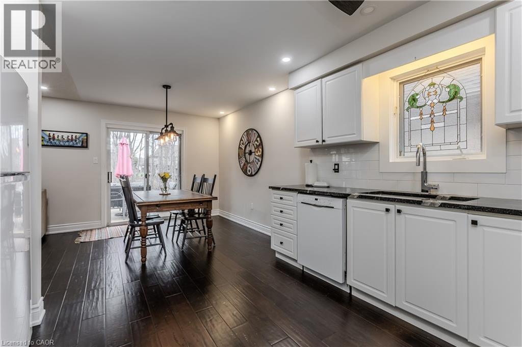 1150 Skyview Drive Unit# 18, Burlington, Ontario  L7P 4X5 - Photo 12 - 40817480