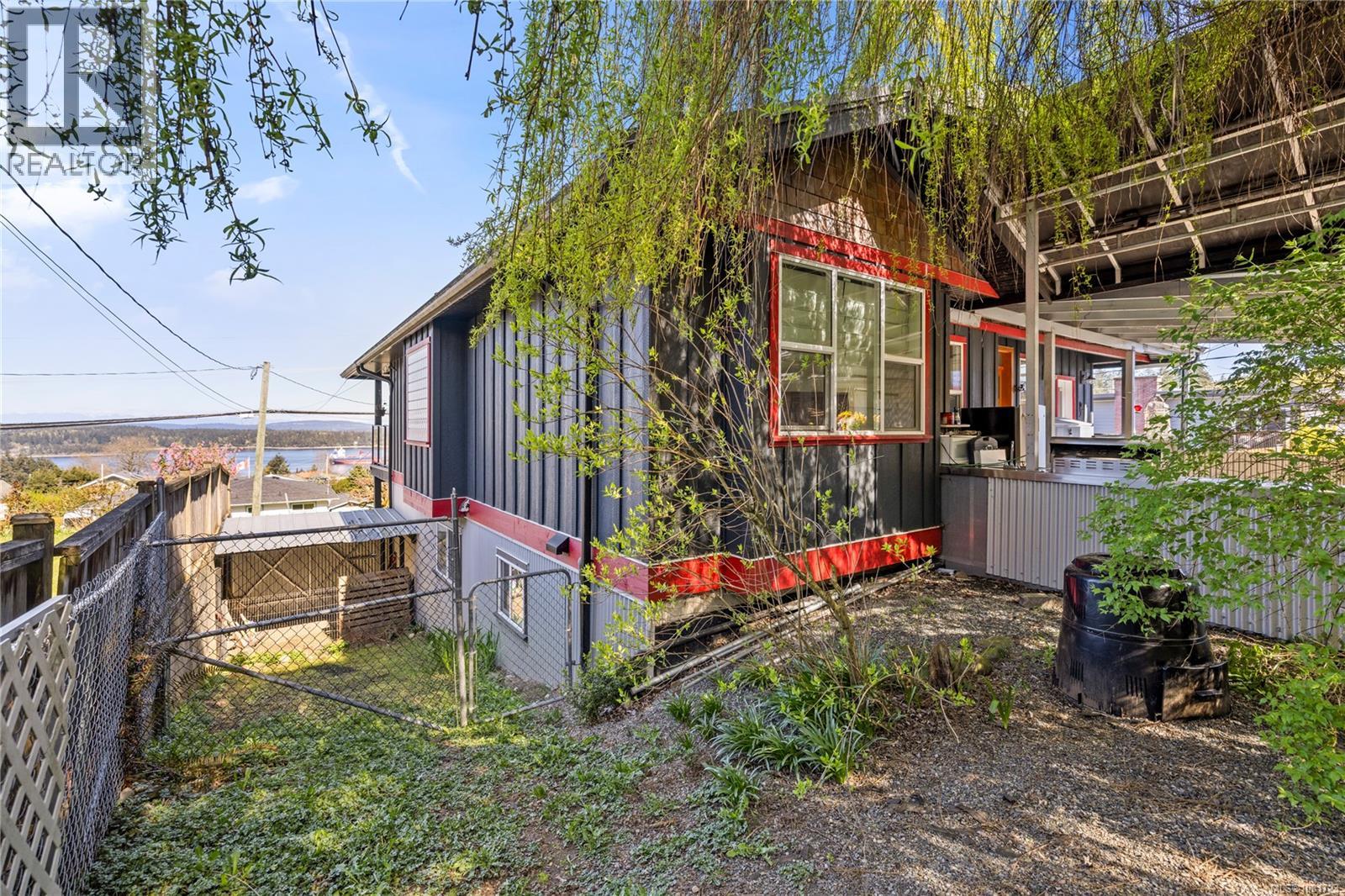 426 Davis Rd, Ladysmith, British Columbia  V9G 1V3 - Photo 49 - 1031723