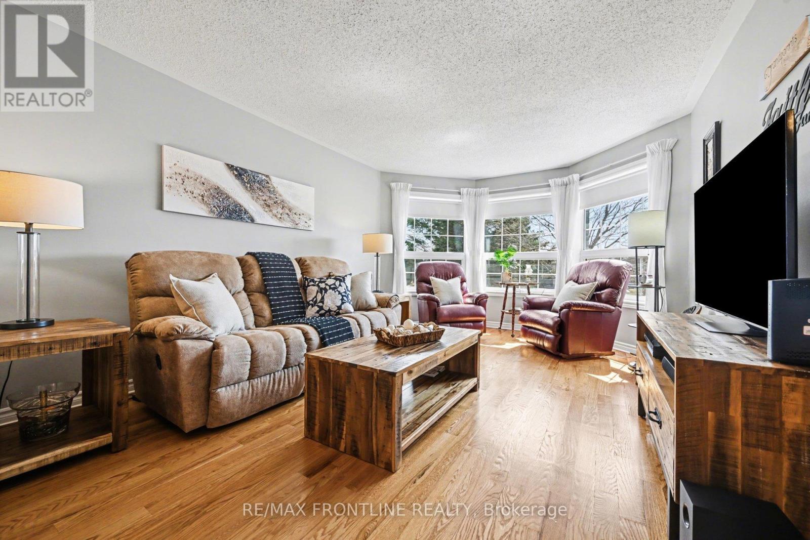 29 Decaria Boulevard, Perth, Ontario  K7H 3P8 - Photo 7 - X12984386