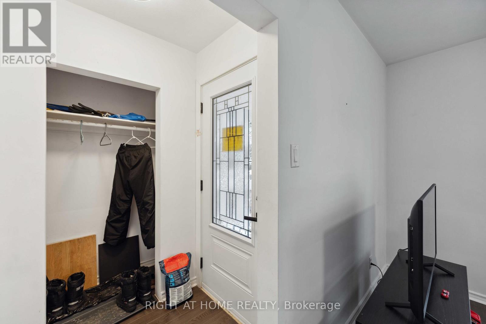 1274 Cobden Road E, Ottawa, Ontario  K2C 3A2 - Photo 26 - X12984340