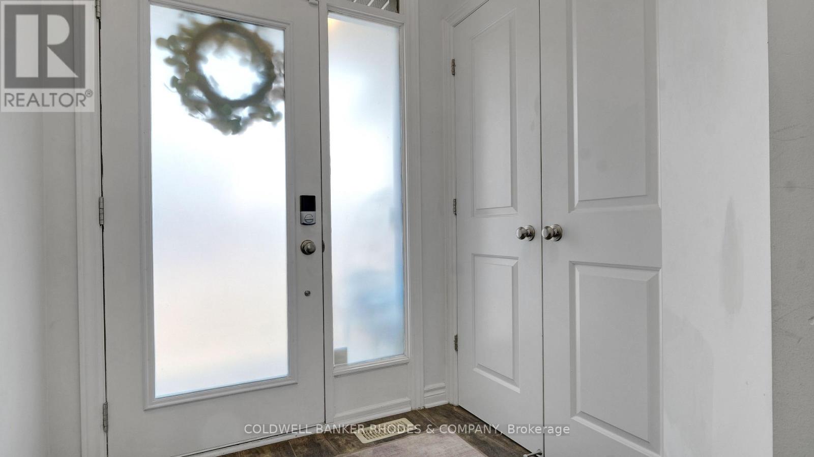 862 Chipping Circle, Ottawa, Ontario  K4M 0E7 - Photo 4 - X12984376