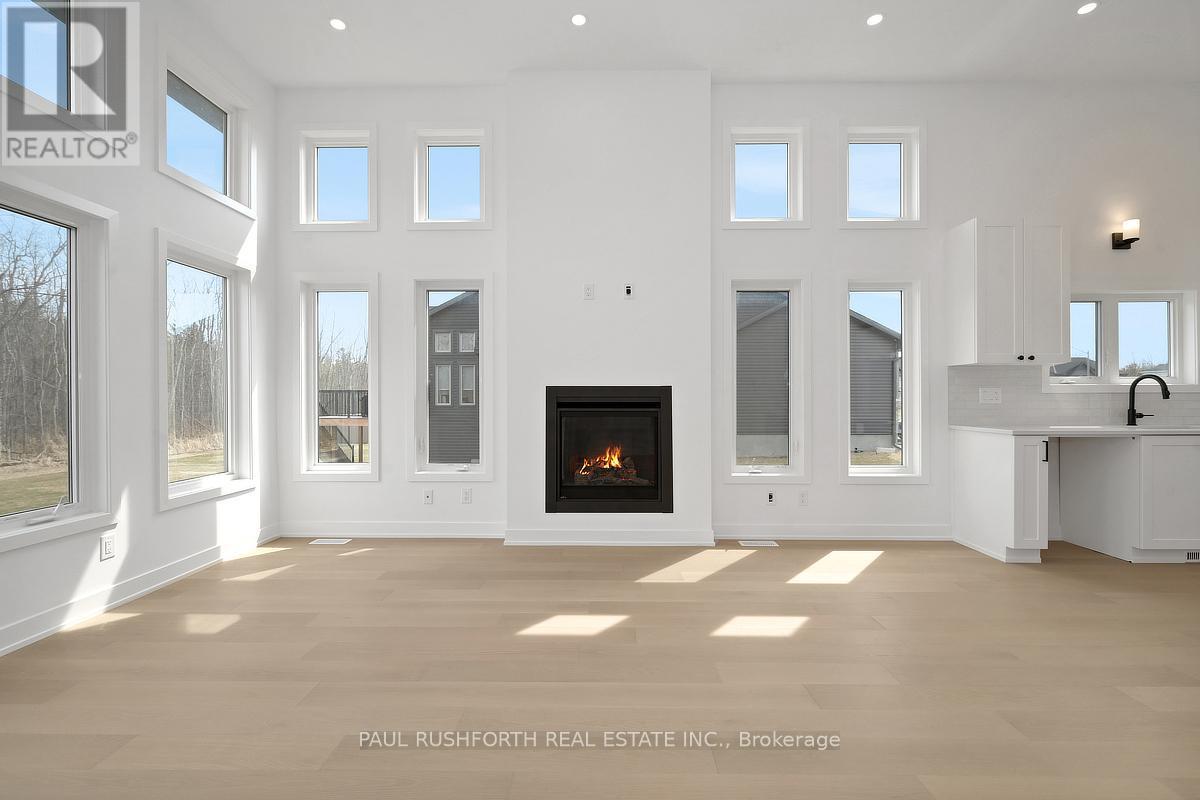 280 Antler Court, Mississippi Mills, Ontario  K0A 1A0 - Photo 10 - X12984404