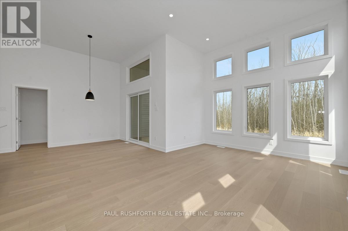 280 Antler Court, Mississippi Mills, Ontario  K0A 1A0 - Photo 13 - X12984404