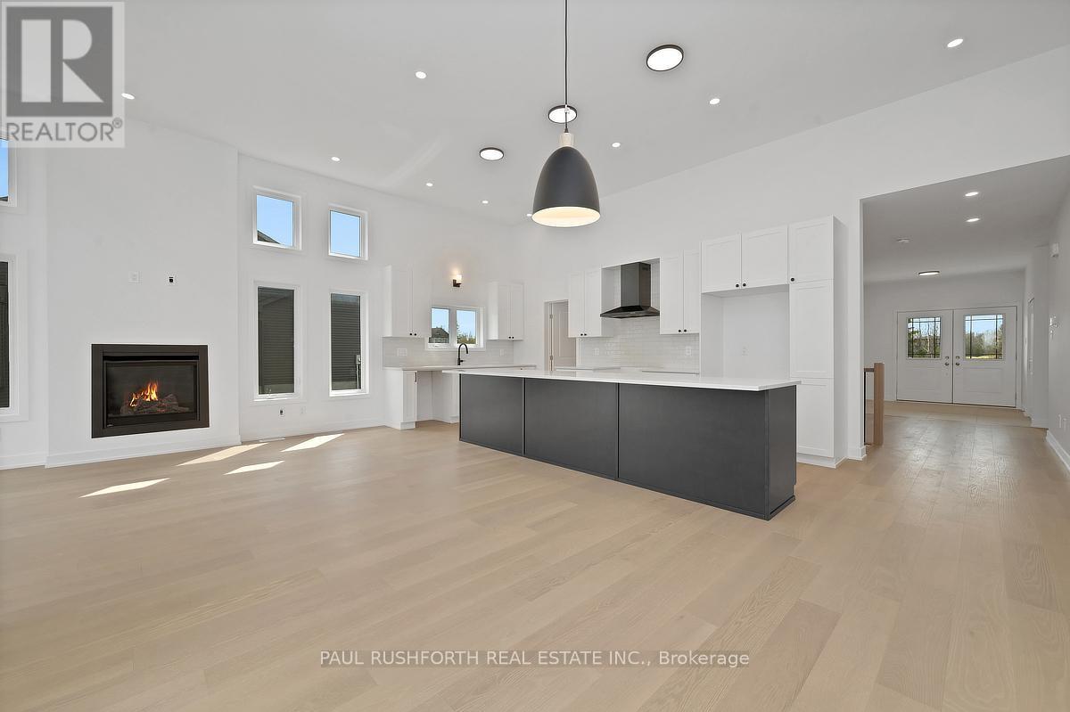 280 Antler Court, Mississippi Mills, Ontario  K0A 1A0 - Photo 17 - X12984404