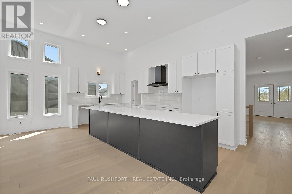 280 Antler Court, Mississippi Mills, Ontario  K0A 1A0 - Photo 18 - X12984404